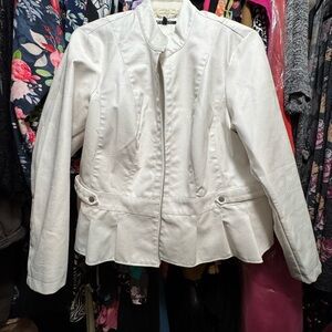 Gorgeous Women's White Jacket